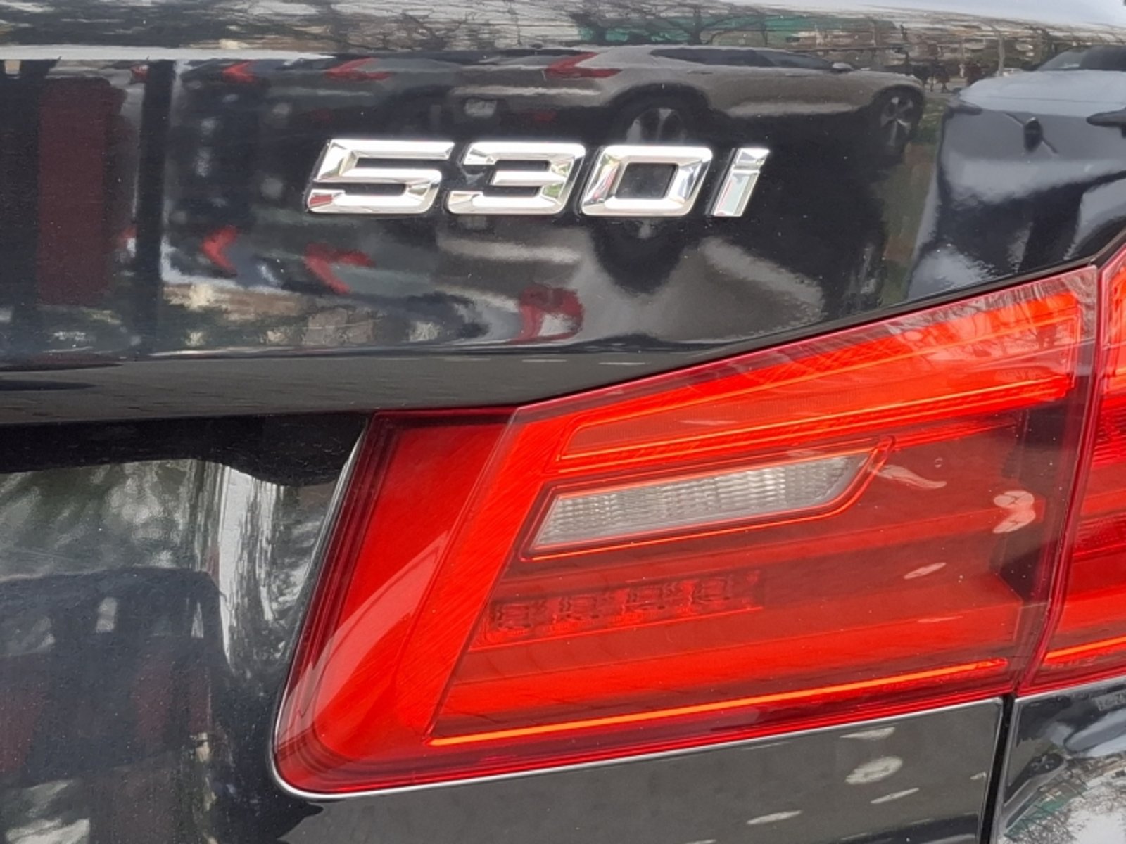 BMW 530 I Luxury 2.0 Aut 2018 - Imagen 8 de 20
