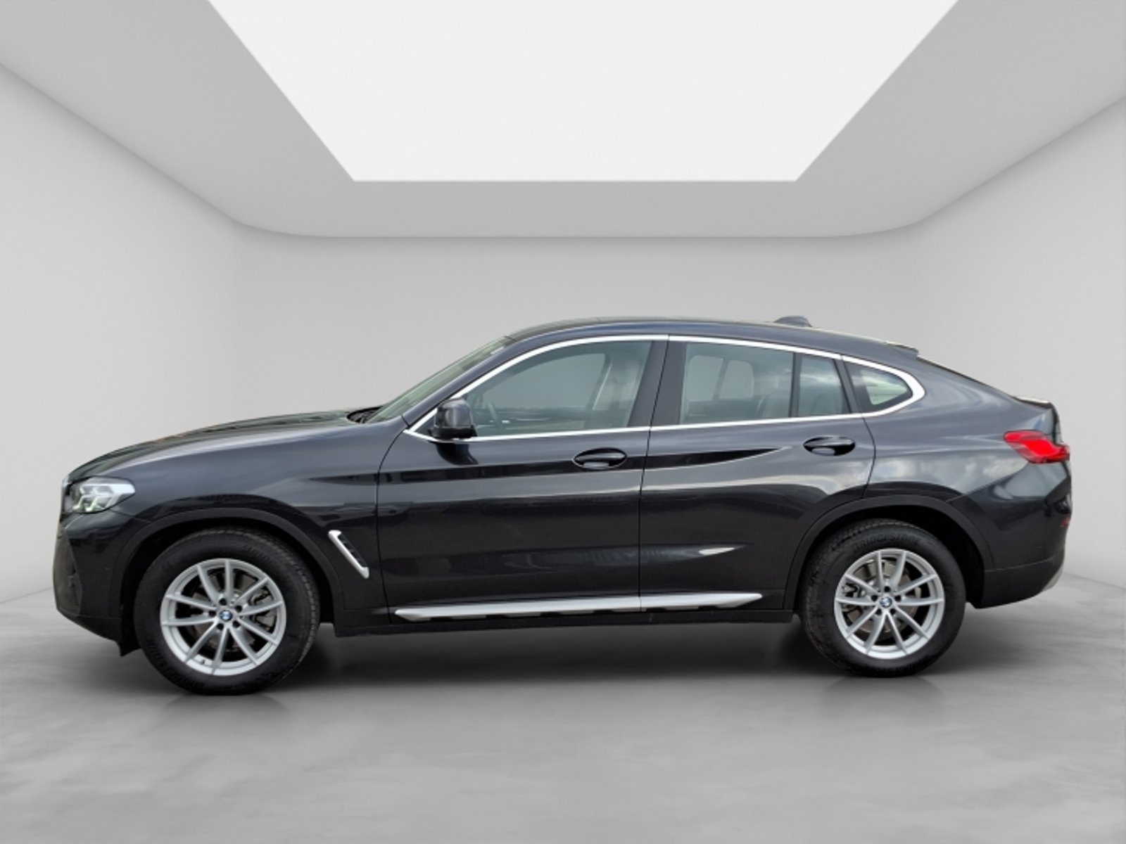 BMW X4 Xdrive20i Heritage 2025 - Imagen 4 de 20