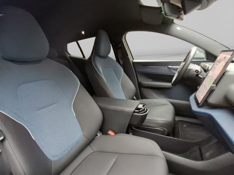 Volvo Ex30 E40 Core Aut 2024 - Imagen 19 de 20