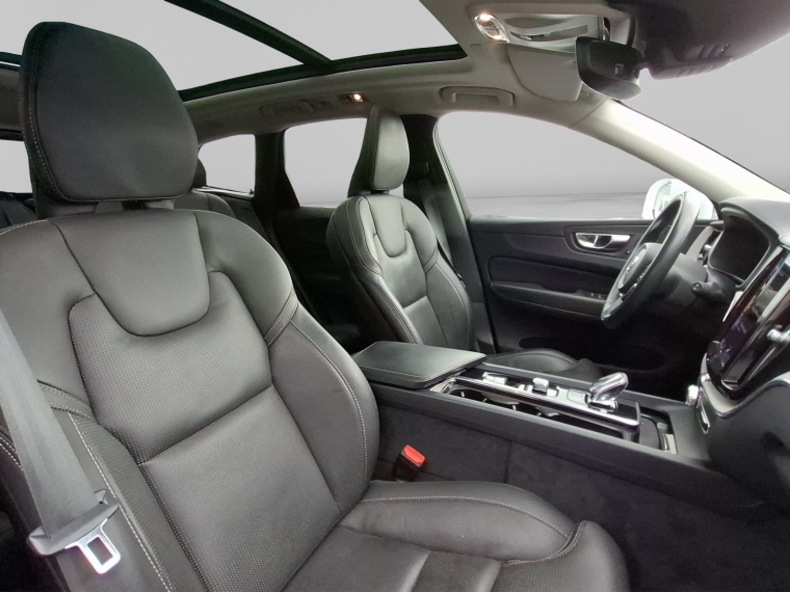 Volvo Xc60 T8 4x4 2.0 Aut 2021 - Imagen 19 de 20
