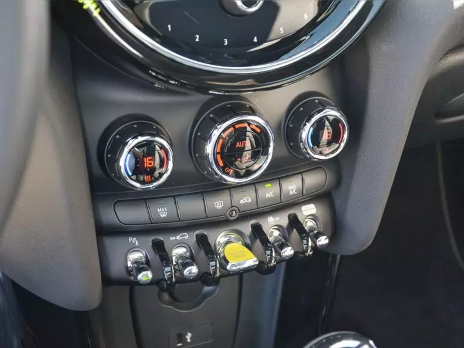 Mini Cooper Se 2024 - Imagen 18 de 20