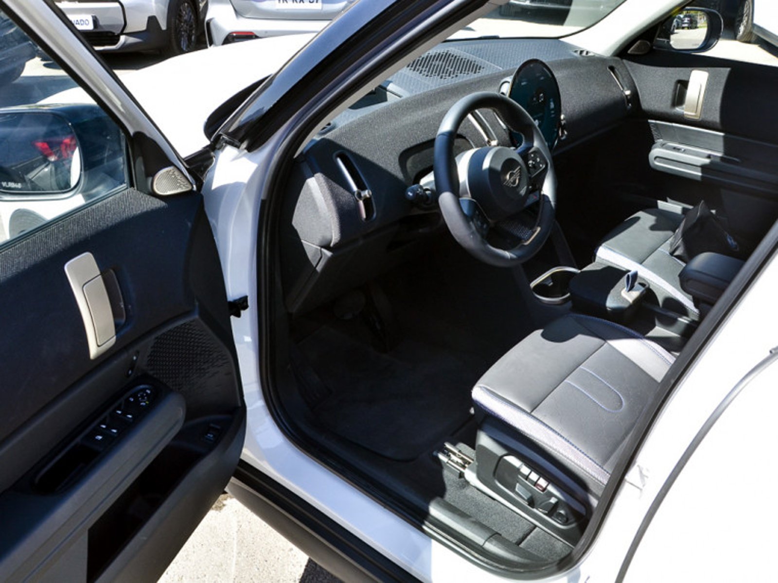 Mini Cooper Mini Countryman Se All4 Favoured 2026 - Imagen 7 de 10