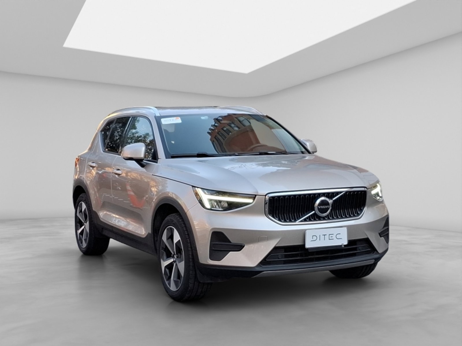 Volvo Xc40 B4 Plus 2.0 Aut 2024 - Foto 3 de 20