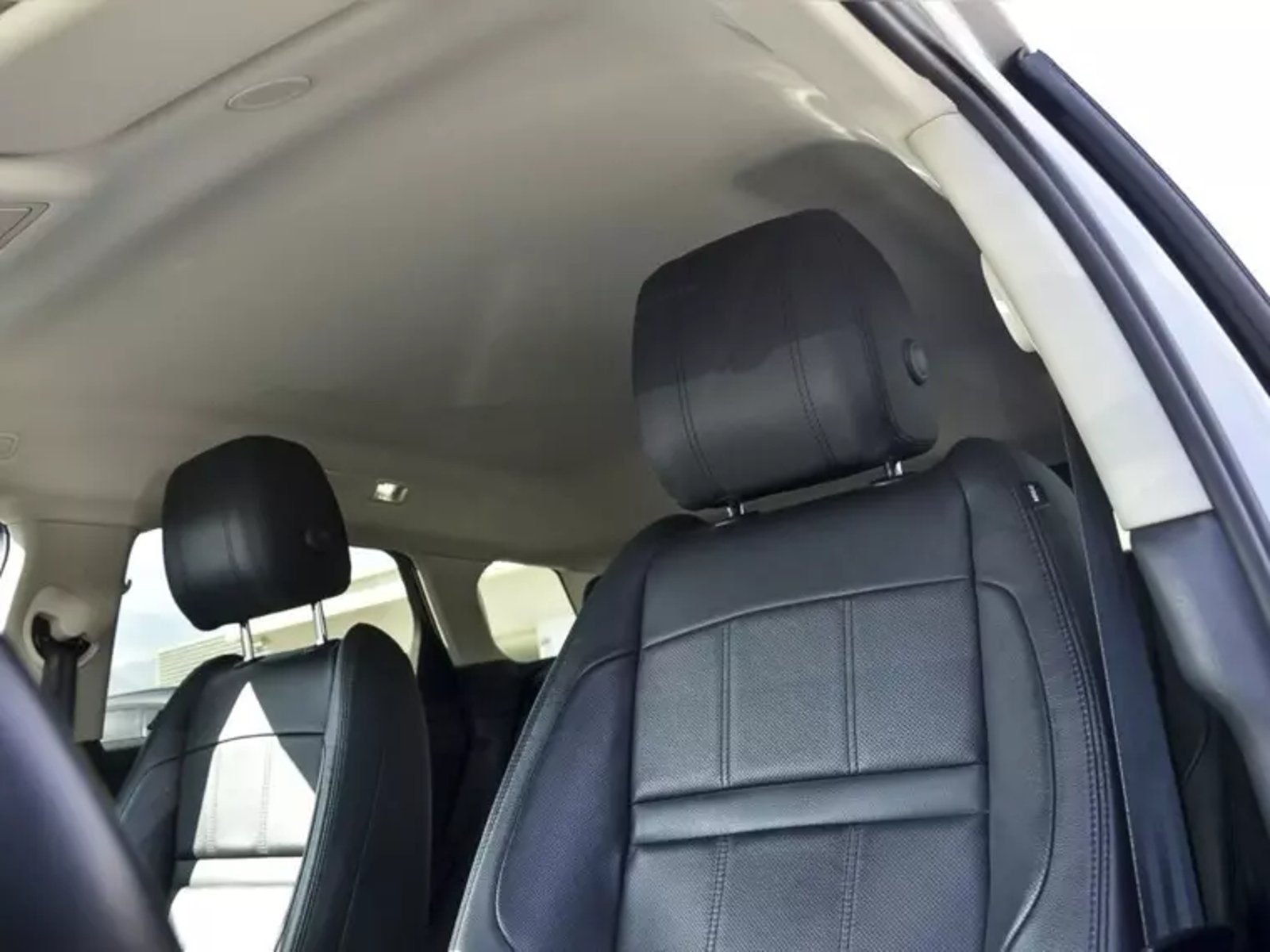 Land Rover Evoque Aut 2022 - Imagen 7 de 18