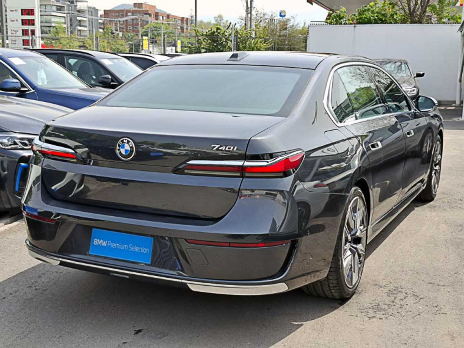 BMW 740 I Berlina Pure Excellence 2025 - Imagen 4 de 13
