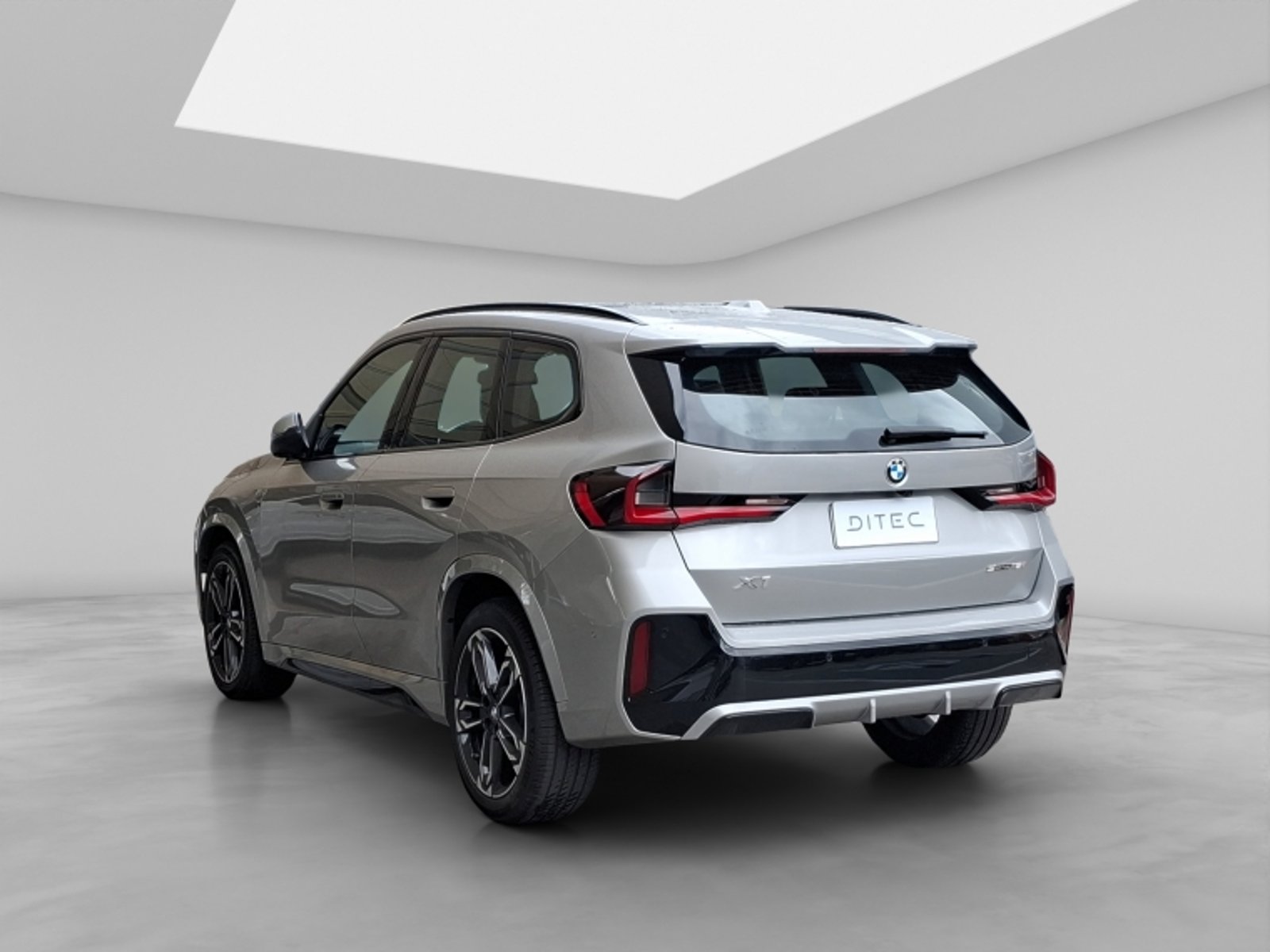 BMW X1 Sdrive18i M Sport 2026 - Foto 5 de 20