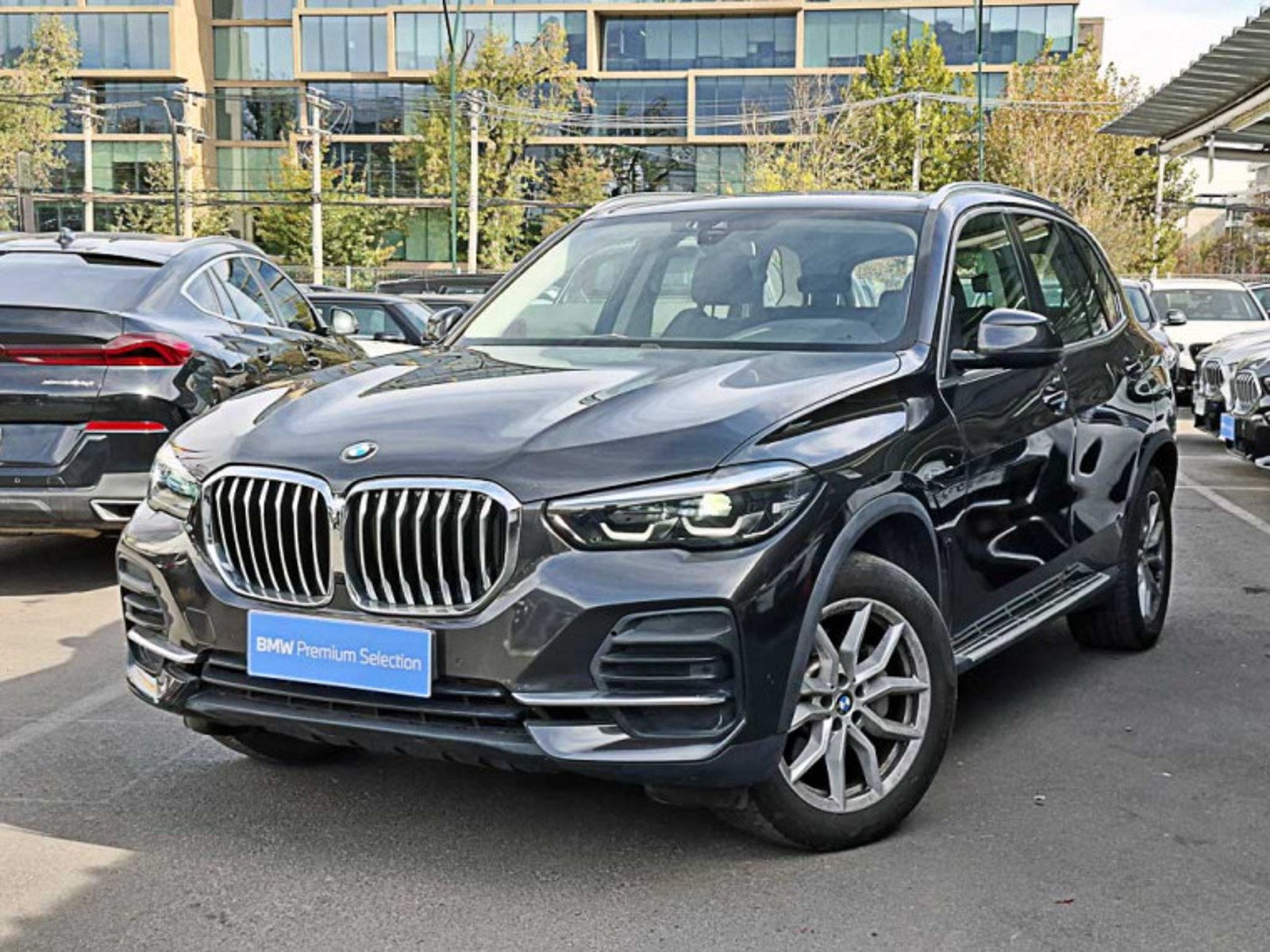 BMW X5 Xdrive30d Urban 2022 - Foto 2 de 13