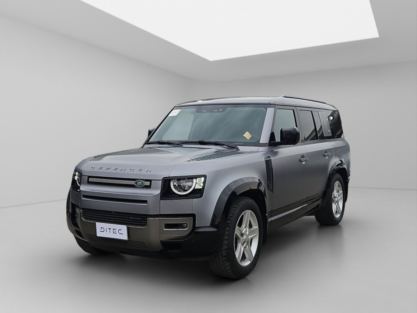 Land Rover Defender 2024