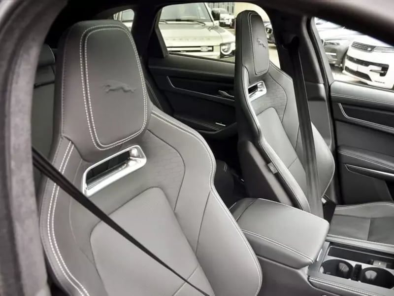 Jaguar F-pace 400 Sport 2025 - Imagen 9 de 20