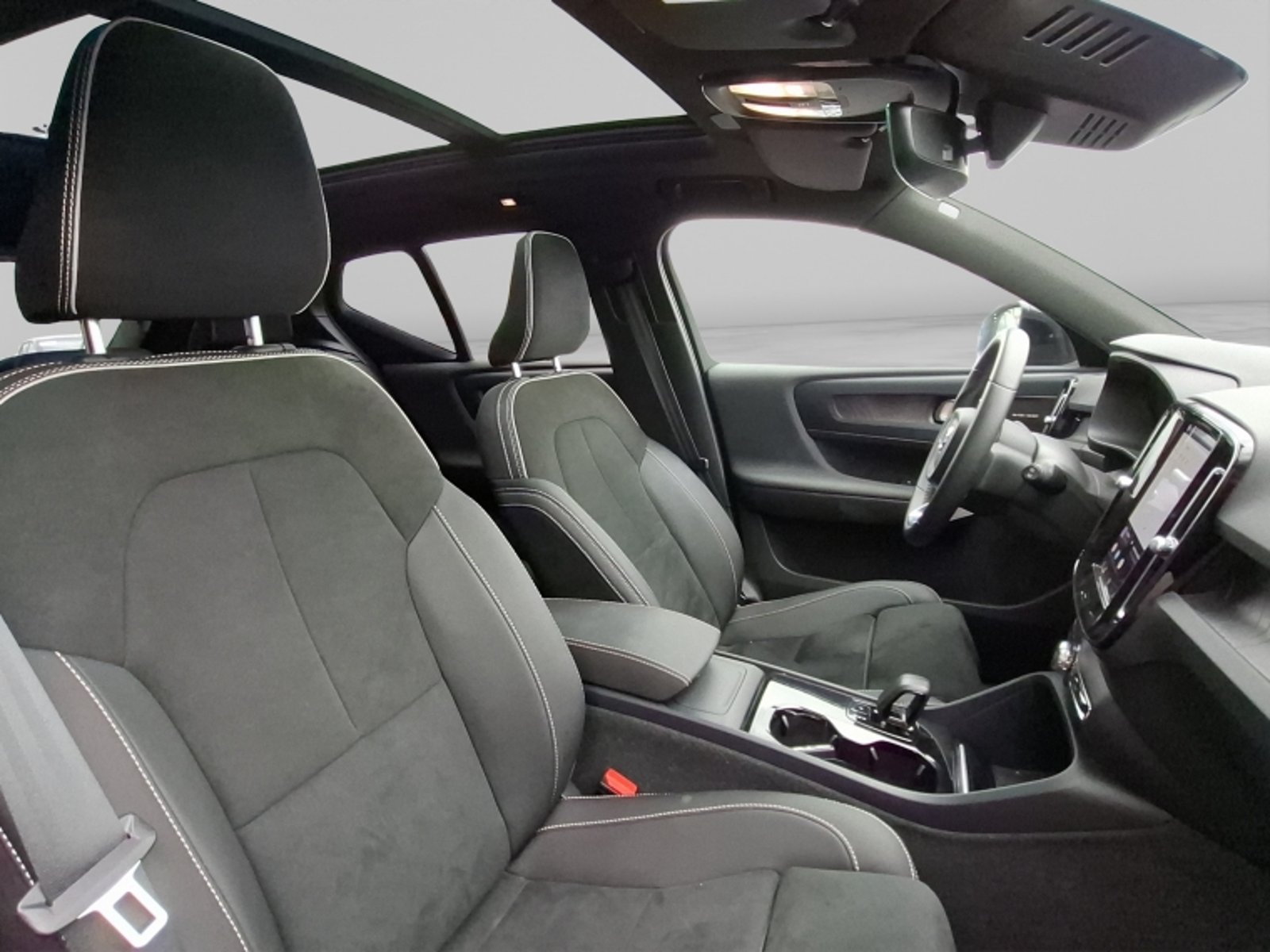 Volvo Xc40 C40 P8 Recharge 2024 - Imagen 19 de 20