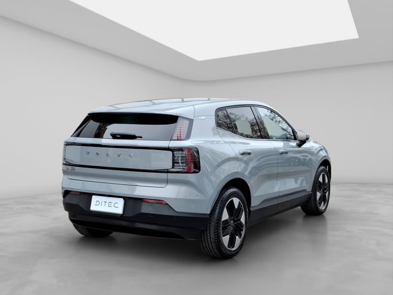Volvo Ex30 E40 Core 2025 - Imagen 7 de 16