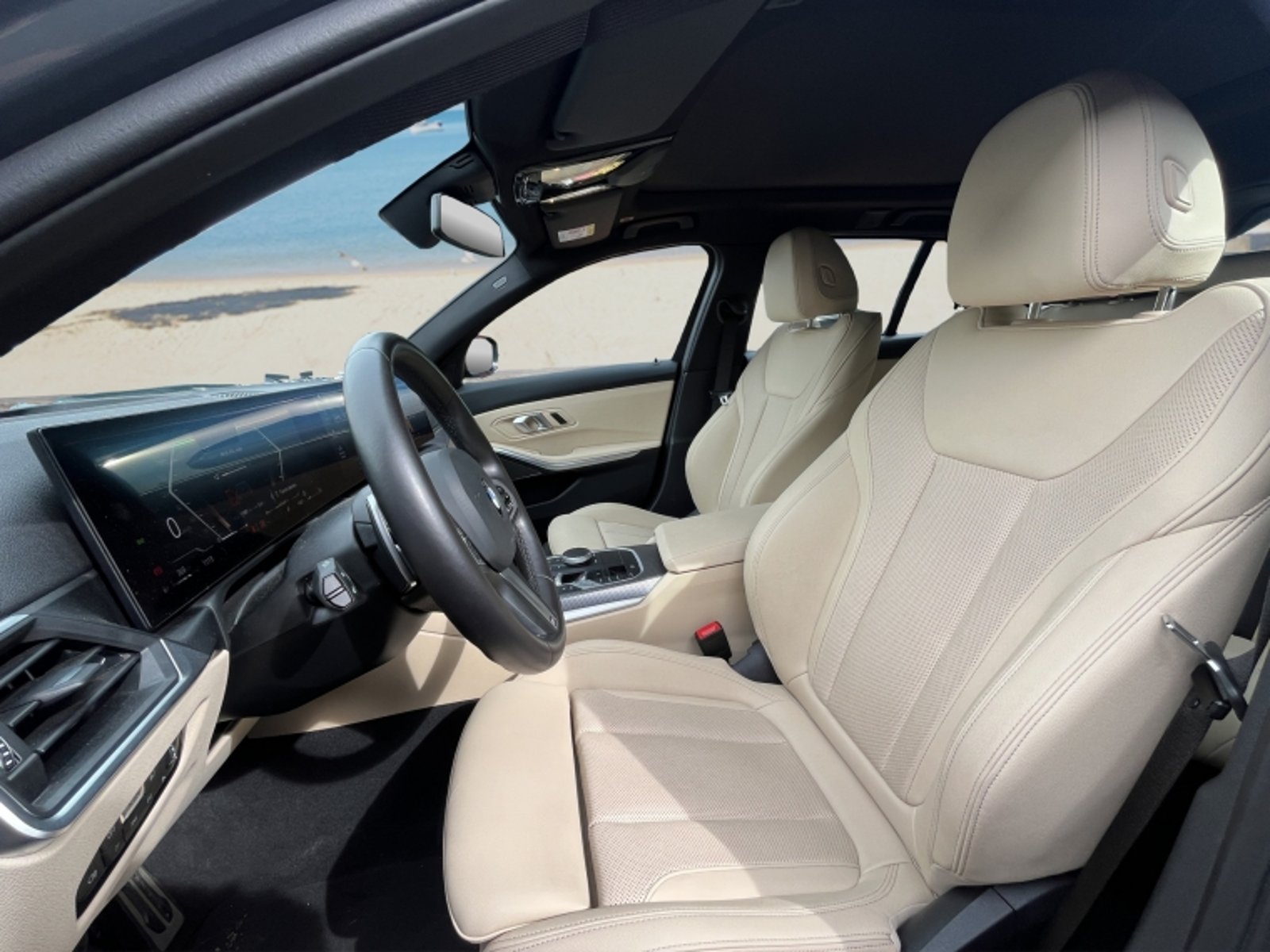 BMW 330 I Touring 2.0 Aut 2025 - Imagen 10 de 20