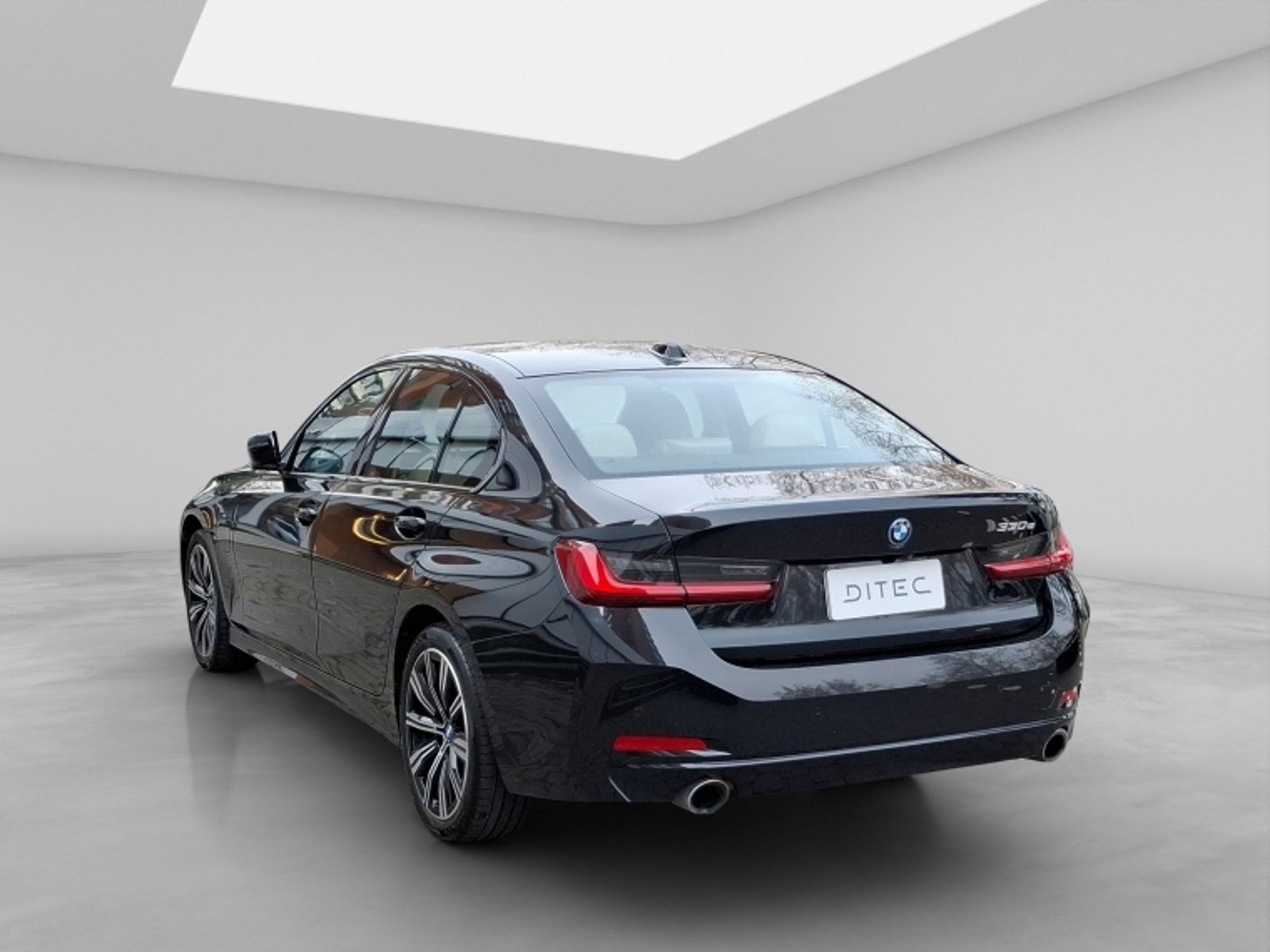 BMW 330 E Berlina Dynamic 2024 - Foto 5 de 20