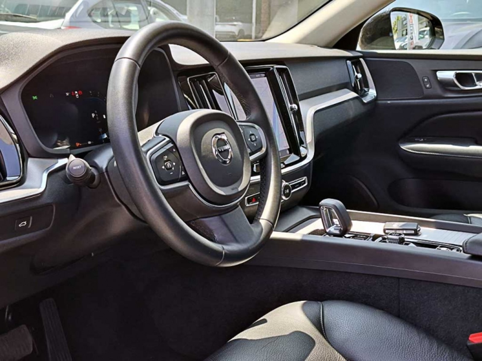 VOLVO S60 Ii B4 2.0 Aut 2023 - Imagen 11 de 13