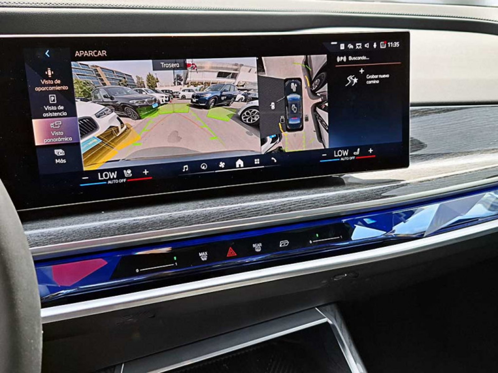 BMW 740 I Berlina Pure Excellence 2025 - Imagen 8 de 13