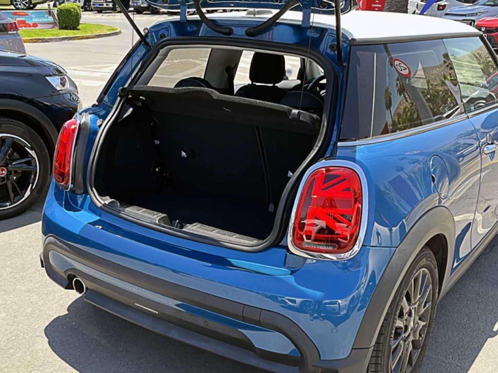 MINI Cooper Essential 3puertas 1.5 At 2024 - Imagen 4 de 13