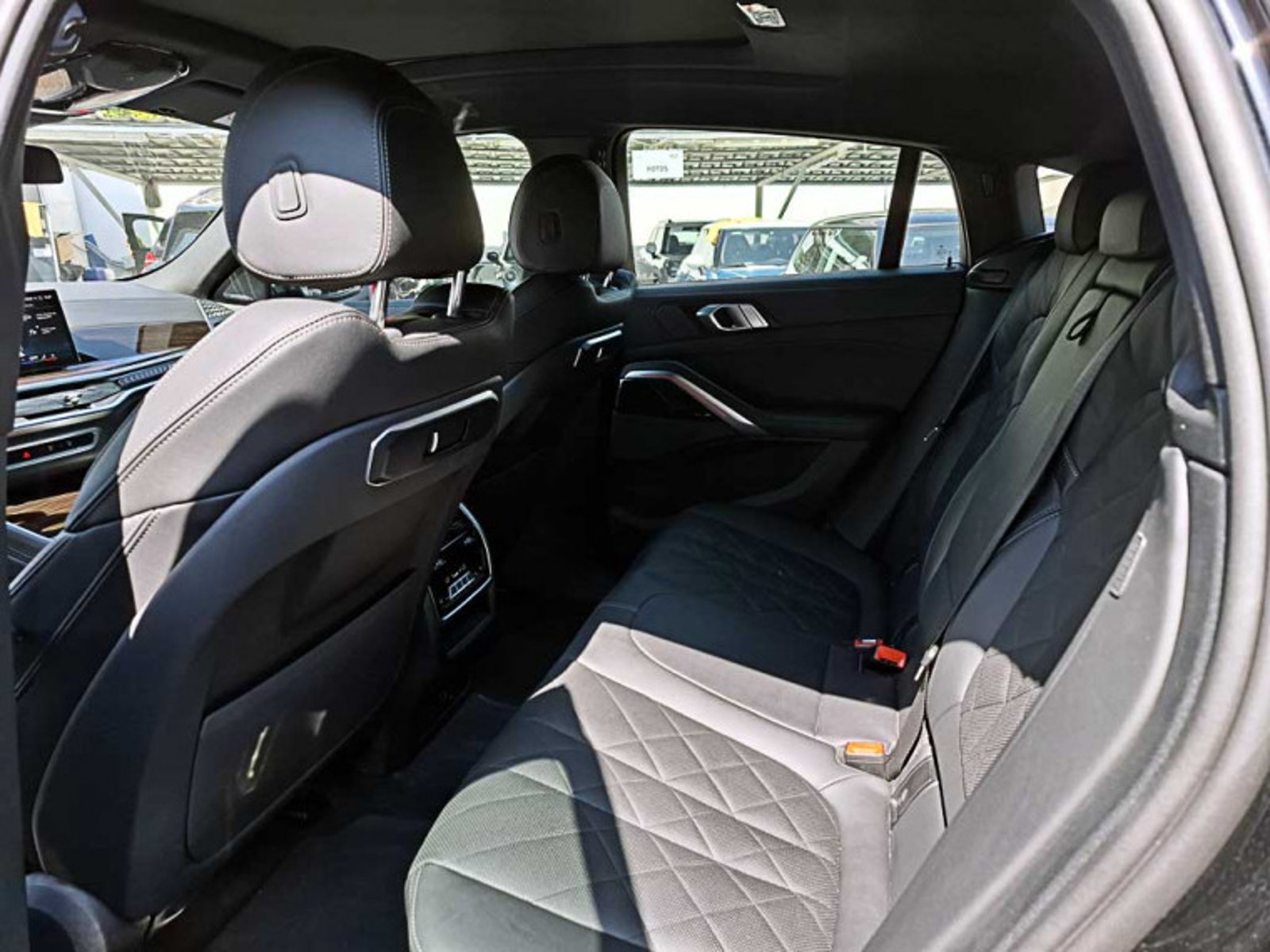 BMW X6 Xdrive40i M Sport 2024 - Imagen 12 de 13