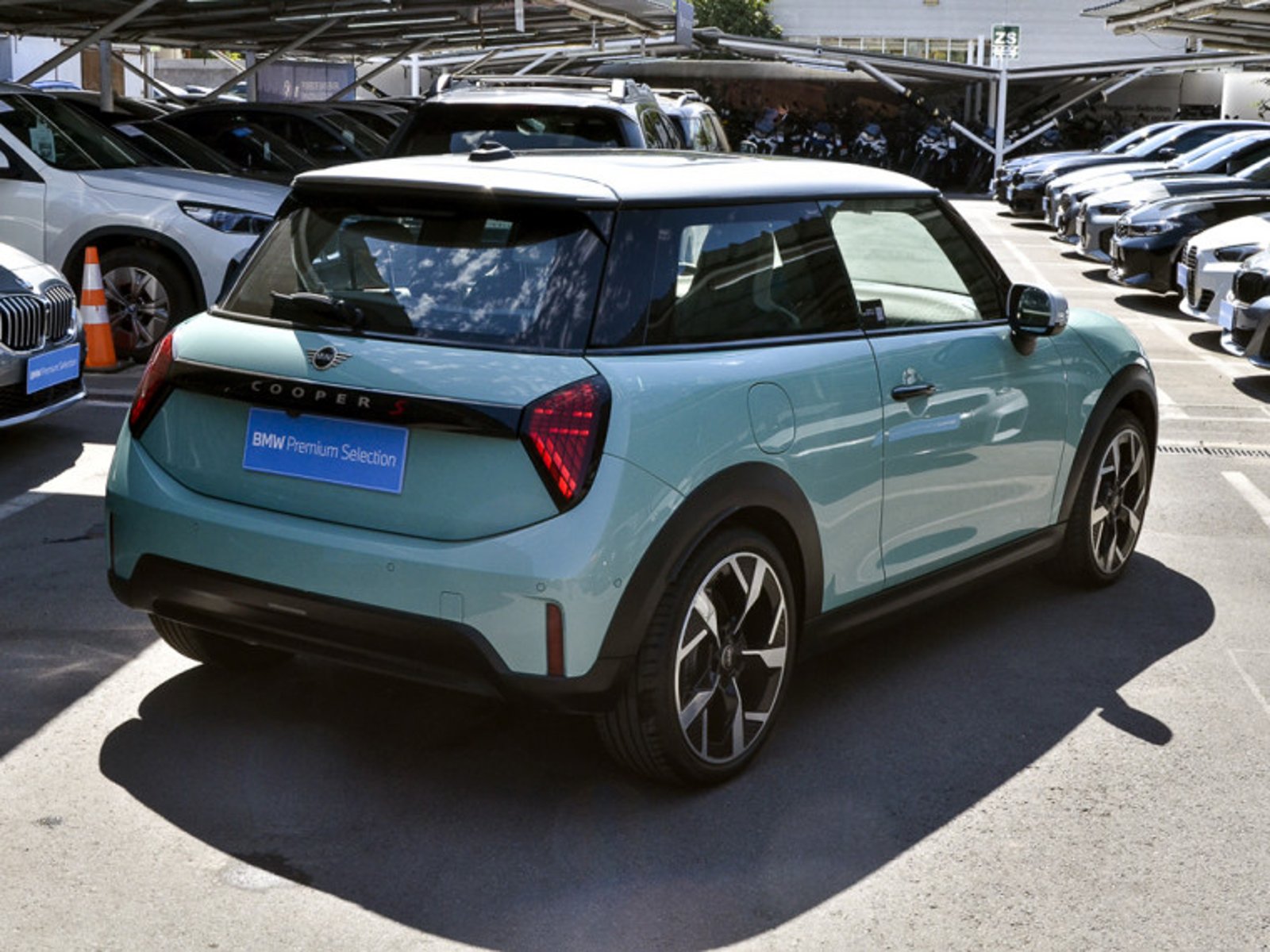 Mini Cooper S 2.0 Hb 3p Jcw 2024 - Foto 4 de 20