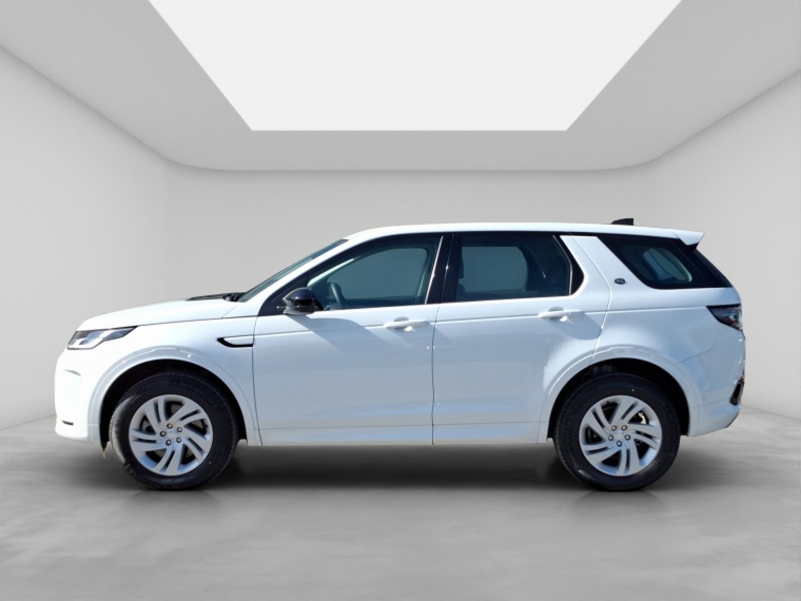 Land Rover Discovery sport 2.0id S 2026 - Foto 4 de 16