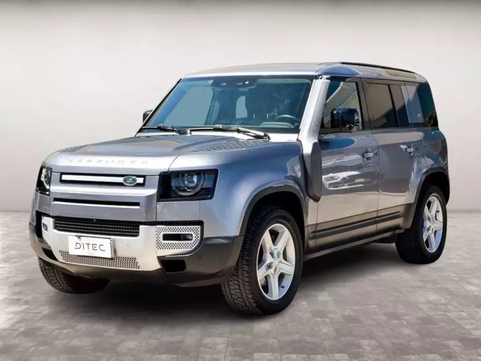 Land Rover Defender 2021