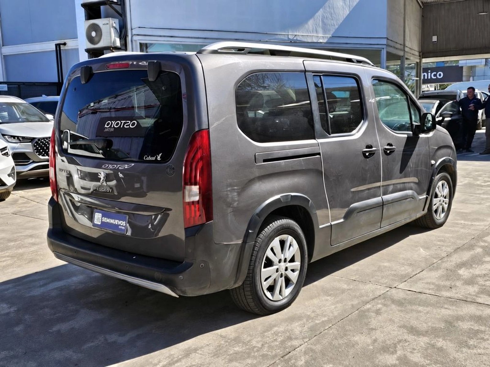 Peugeot RIFTER ALLURE BLUEHDI 1.6 2021 - Foto 4 de 20