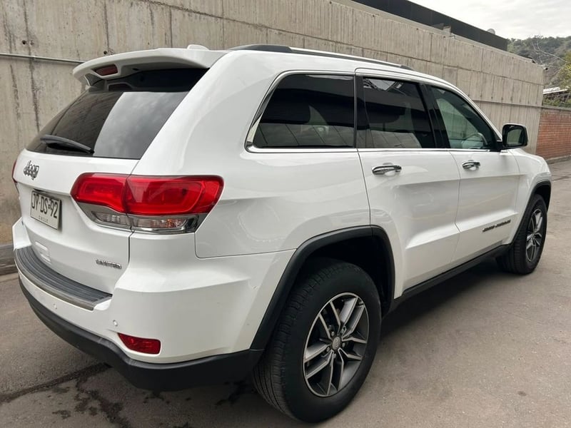 Jeep GRAND CHEROKEE 3.6 LIMITED LX 4X4 AT 5P 2018 - Imagen 6 de 16