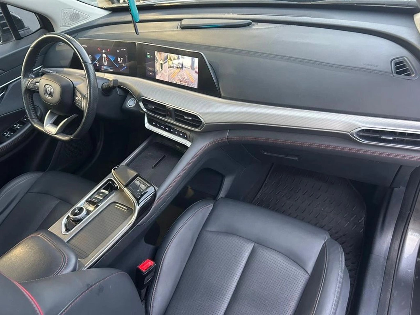 CHANGAN UNI-T ELITE 1.5 AUT 2022 - Imagen 12 de 15