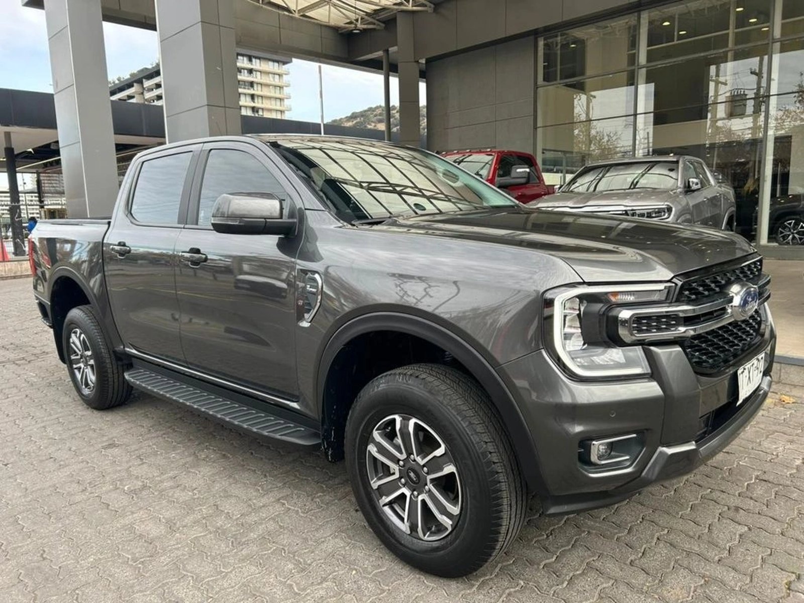 Ford RANGER 2.0 XLT AT 4X2 DIESEL 2025 - Imagen 4 de 16