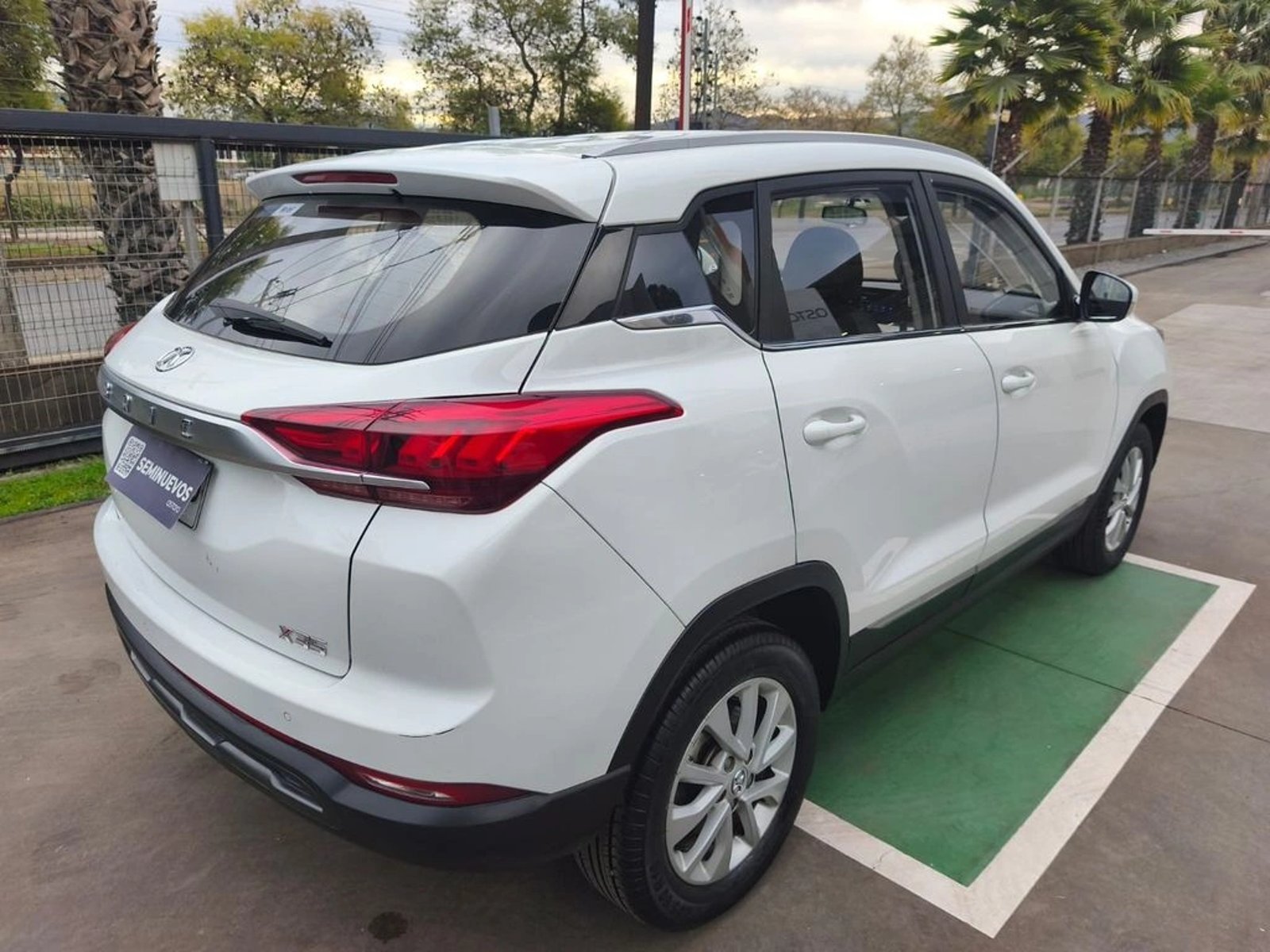 BAIC X35 1.5 COMFORT 2023 - Foto 4 de 20