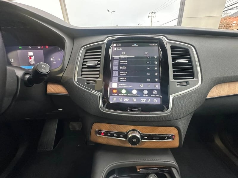 Volvo XC90 B6 PLUS HEV 4X4 2.0 AUT 2025 - Imagen 9 de 14