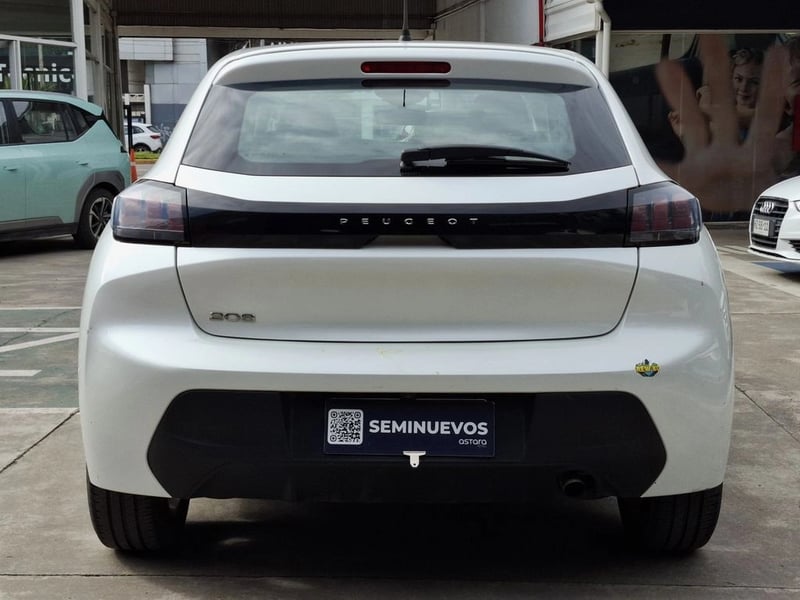Peugeot 208 1.2 STYLE PURETECH 75 4X2 MT 5P 2023 - Imagen 9 de 20