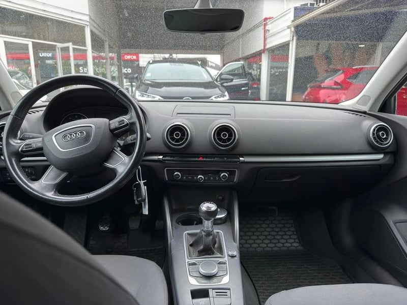Audi A3 1.2 TFSI SEDAN MT 2016 - Imagen 12 de 20
