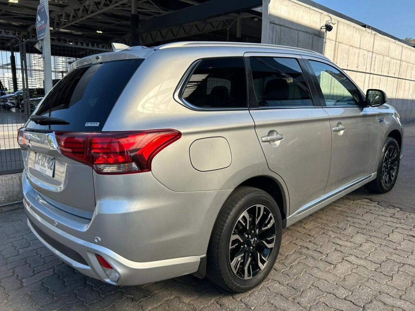 MITSUBISHI OUTLANDER 2019 - Imagen 7 de 17