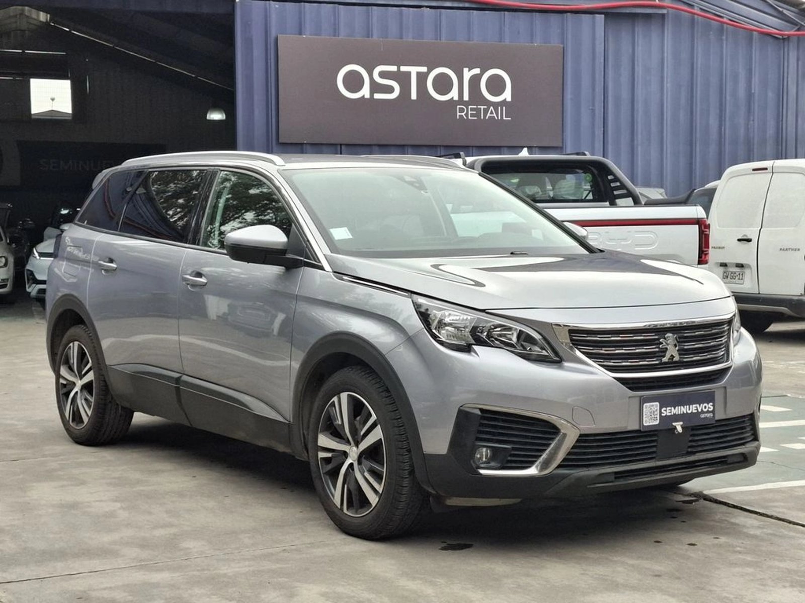 Peugeot 5008 1.5 ACTIVE BLUEHDI 4X2 130 EAT8 5P 2020 - Imagen 4 de 20