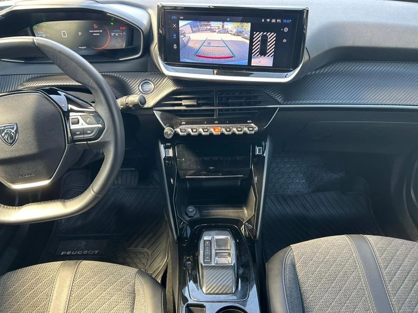 PEUGEOT 2008 2024 - Imagen 11 de 17