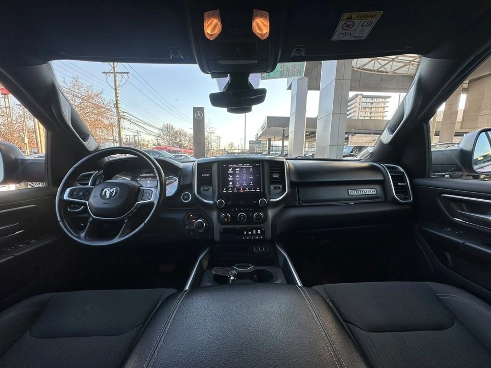 RAM 1500 BIG HORN CREW CAB 4X4 3.6 AUT 2022 - Imagen 9 de 17