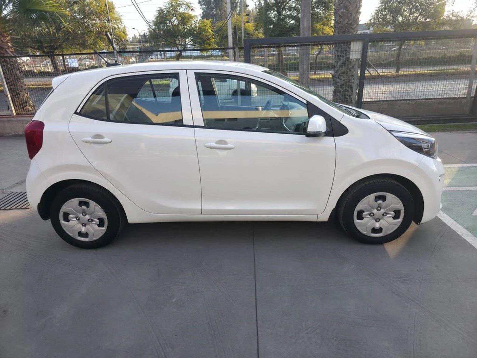Kia MORNING 1.2 EX FULL AT 2024 - Foto 5 de 20