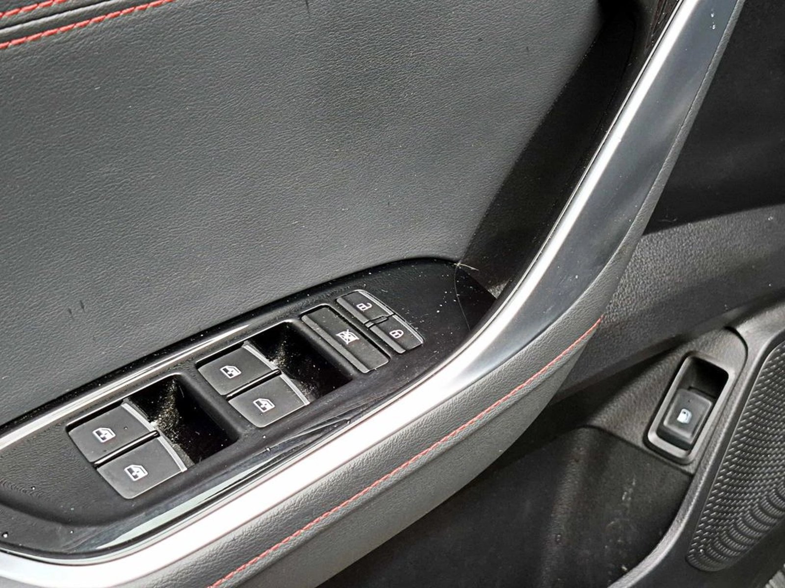 Maxus T90 2.0 AT 4X4 DIESEL 2024 - Imagen 13 de 20
