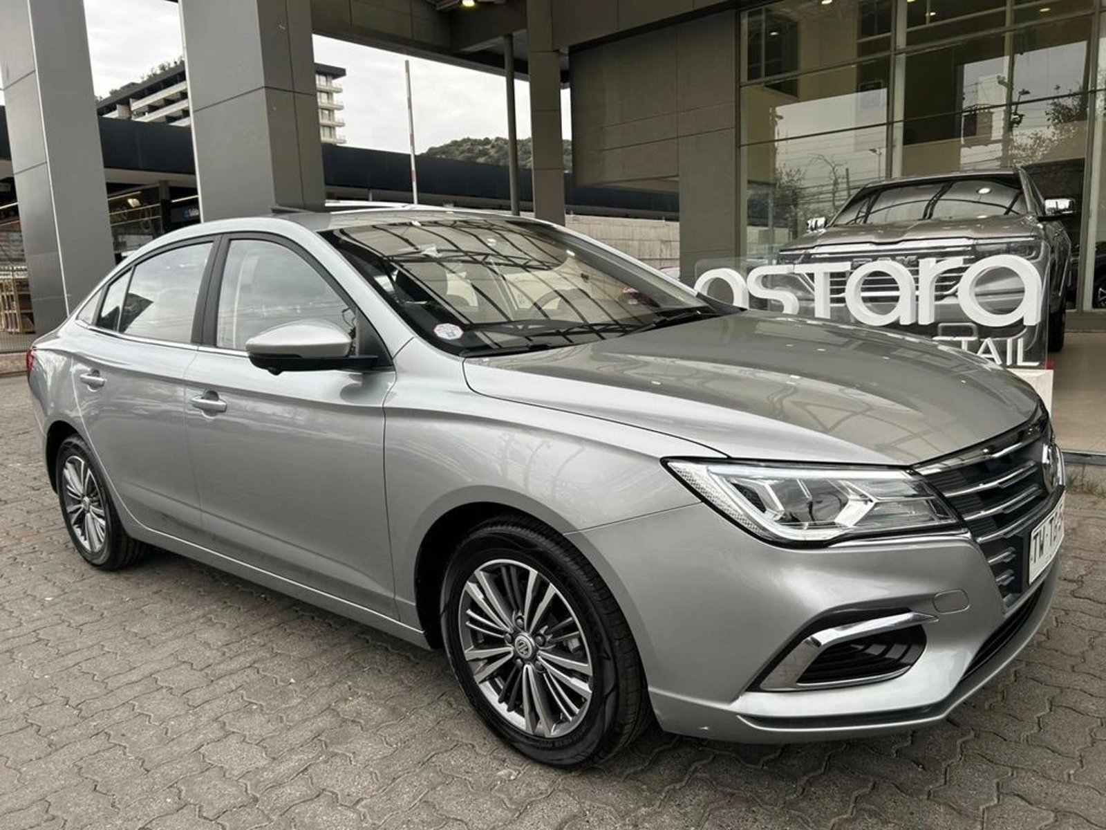 MG 5 1.5 DLX MT 2025 - Foto 4 de 17