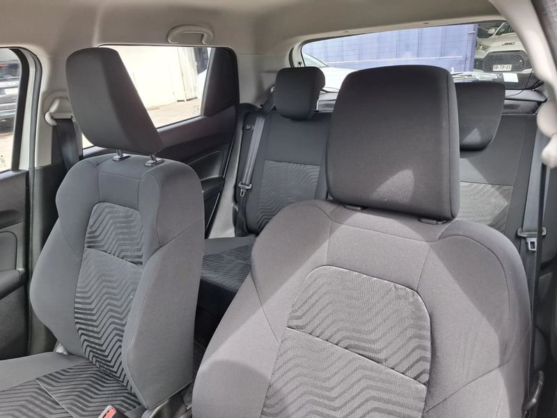Suzuki SWIFT GL 1.2 2025 - Imagen 19 de 20