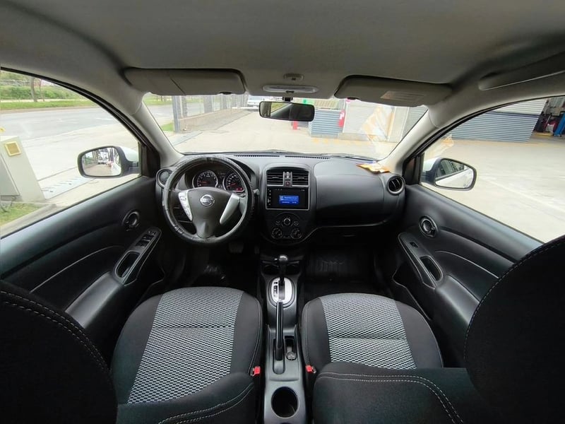 Nissan VERSA SENSE 1.6 AT 2021 - Imagen 14 de 20
