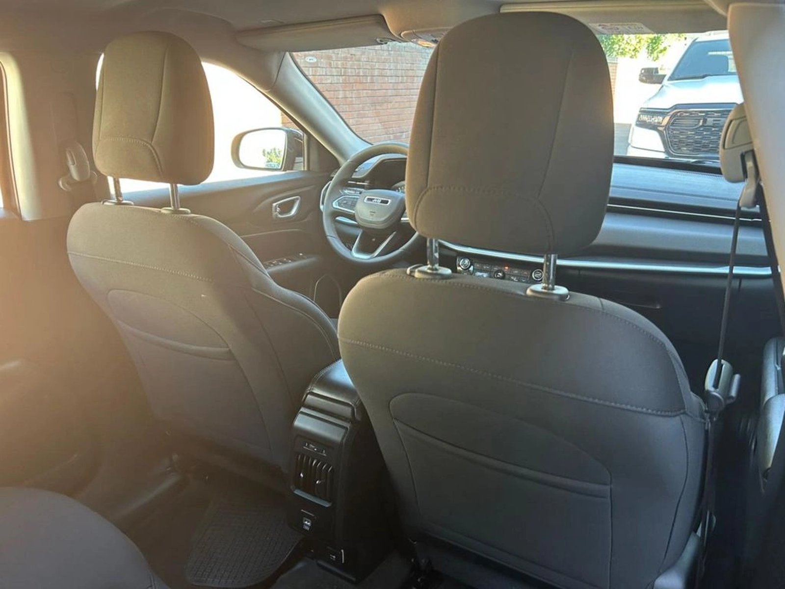 JEEP COMPASS 2022 - Imagen 8 de 17