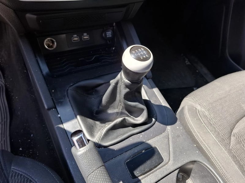 SsangYong GRAND MUSSO 2.2 GRAND LX TD DIESEL 2WD MT6 4P 2023 - Imagen 18 de 20