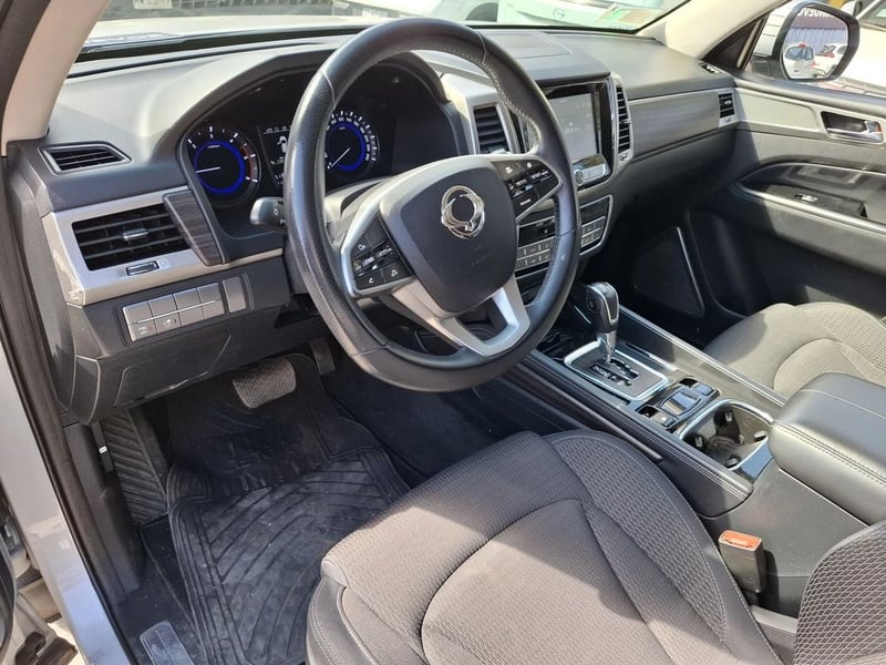 SsangYong REXTON AT 2.2 2018 - Imagen 13 de 20