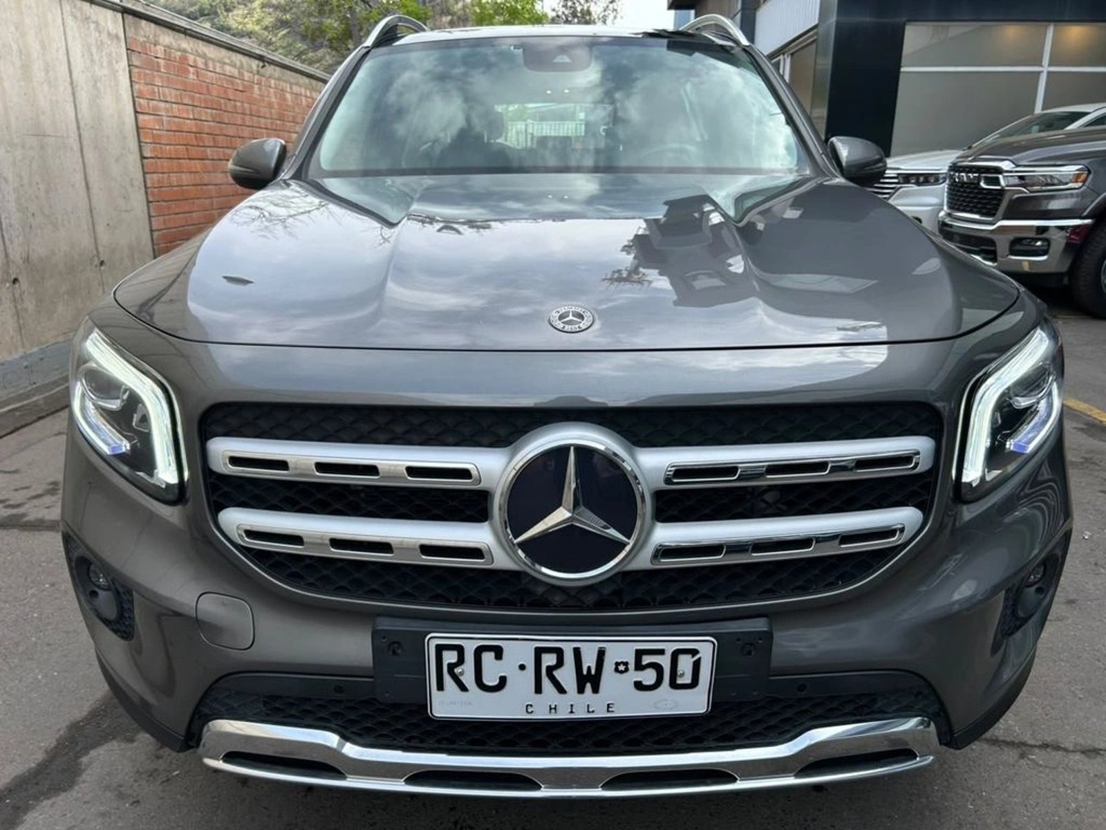Mercedes-Benz GLB 250 2.0 4MATIC 4X4 AT 5P 2022 - Foto 2 de 16