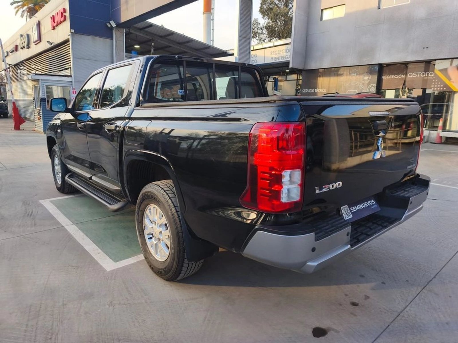 Mitsubishi L200 WORK XR 2.4 4X2 MT 2025 - Imagen 8 de 20