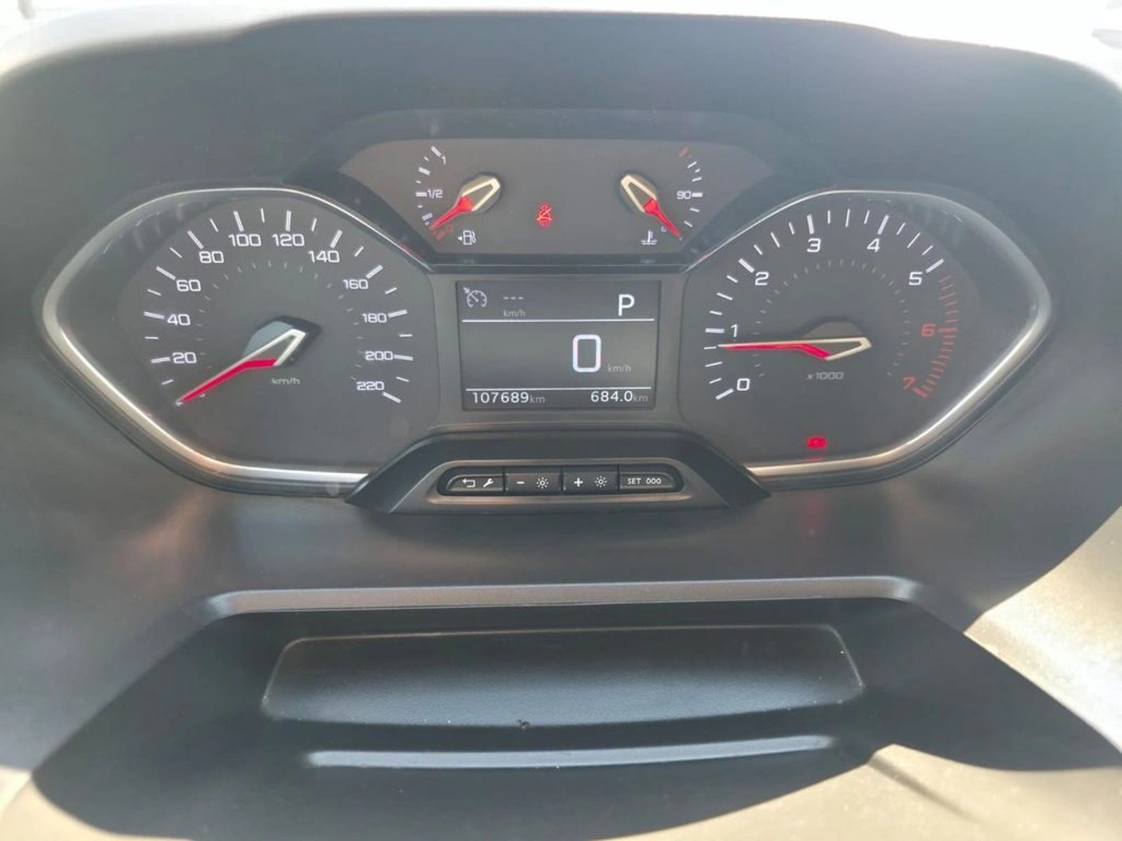 PEUGEOT RIFTER 2023 - Imagen 19 de 20