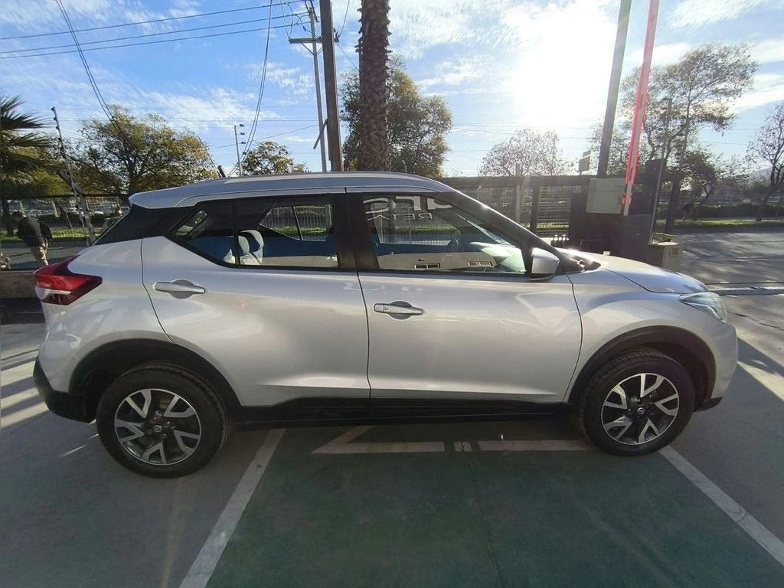 Nissan KICKS SENSE 1.6 2017 - Foto 4 de 20