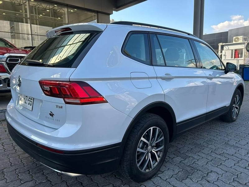 Volkswagen TIGUAN 1.4 TSI COMFORTLINE 150HP MT 2018 - Imagen 7 de 17