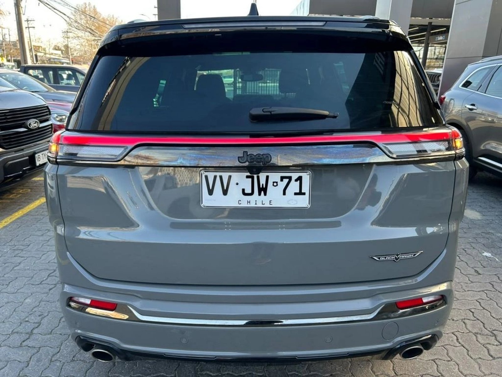 Jeep COMMANDER BLACKHAWK 4X4 2.0 AUT 2026 - Foto 5 de 15